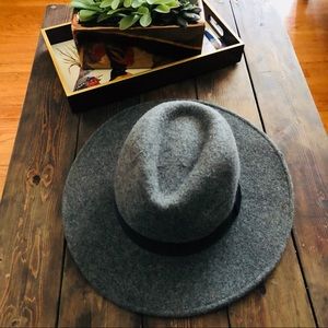 H&M grey hat